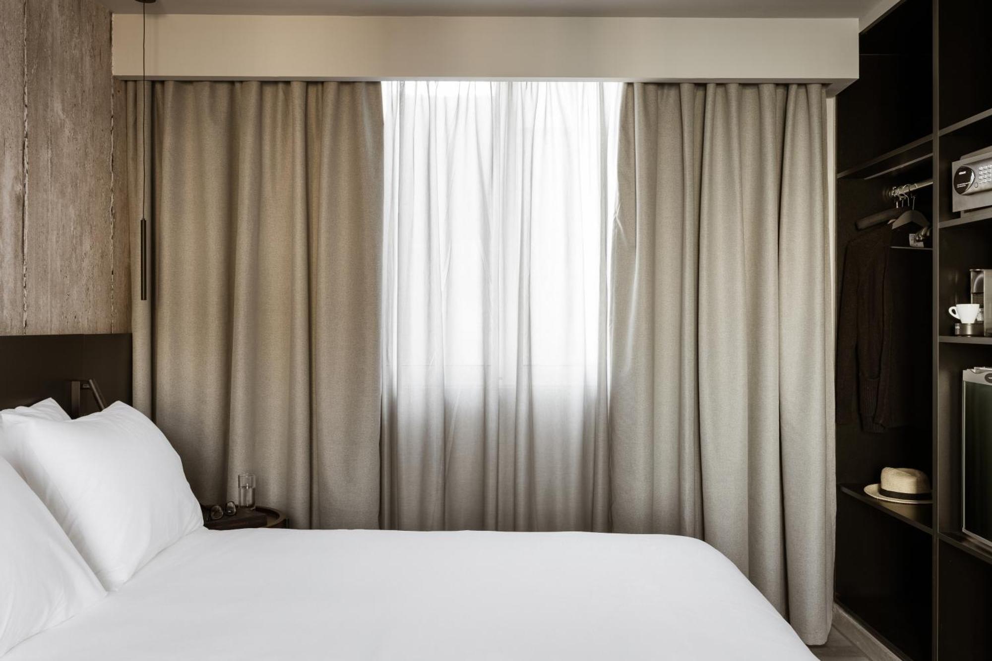 Alassia Hotel Athén Kültér fotó